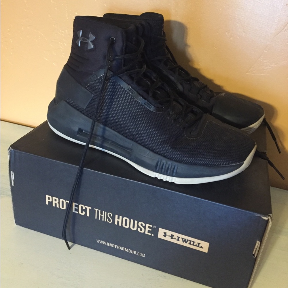 Under Armour Youth shoes